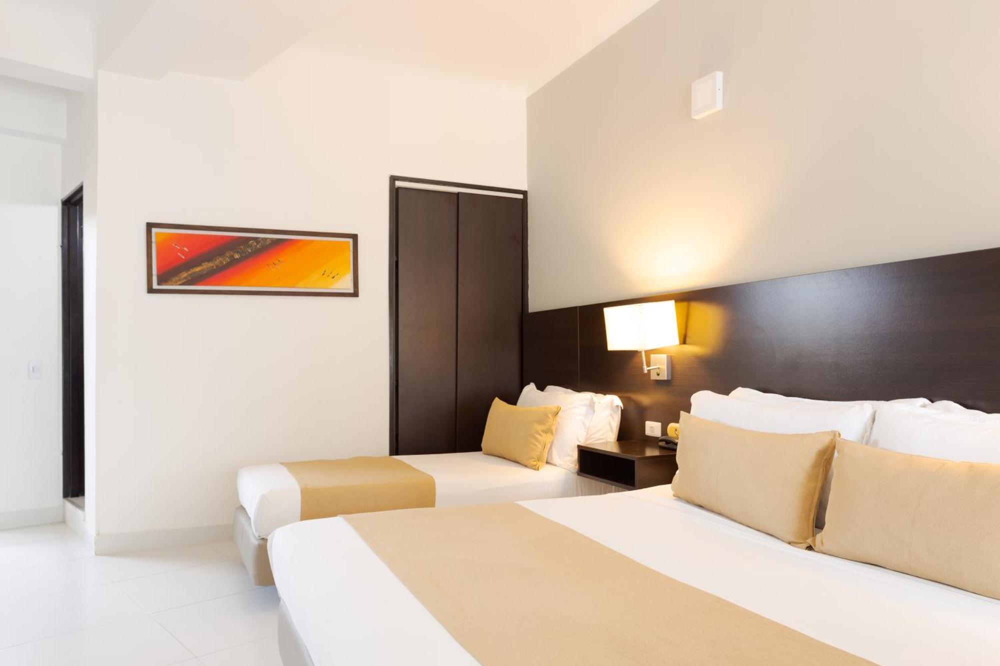 Hotel Manantial Melgar Extérieur photo